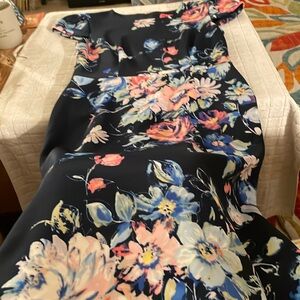 Like New Betsey Johnson Black Floral Dress. Size 6
